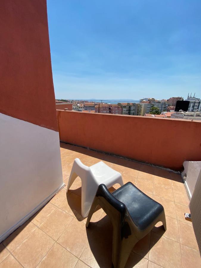 Apartamentos Lux Dinastia Lisboa Eksteriør billede
